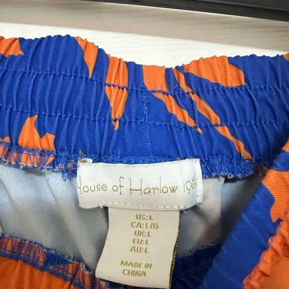 House of Harlow 1960 Blue and Orange Patterned wide leg pants with matching top - Picture 3 of 5